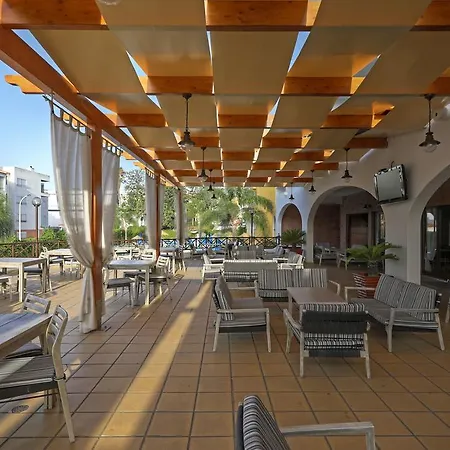 帕拉蒂姆阿拉基玛公寓式酒店 4*