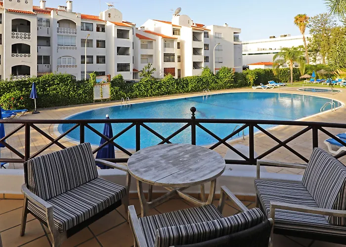 帕拉蒂姆阿拉基玛公寓式酒店 阿尔布费拉