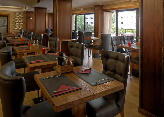 帕拉蒂姆阿拉基玛公寓式酒店 阿尔布费拉