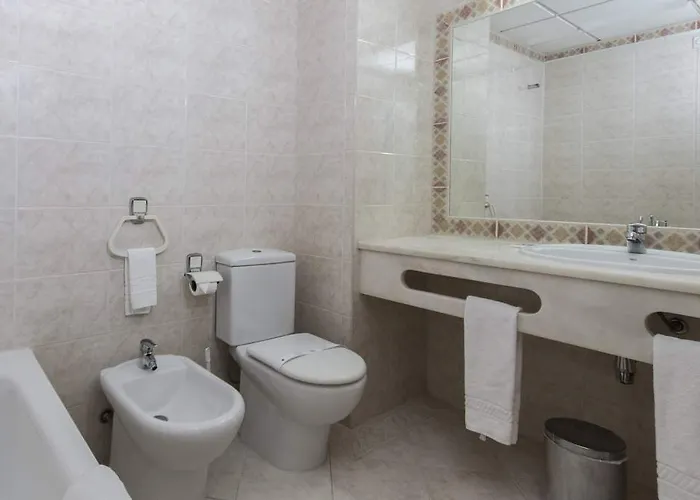 帕拉蒂姆阿拉基玛公寓式酒店 4* 阿尔布费拉